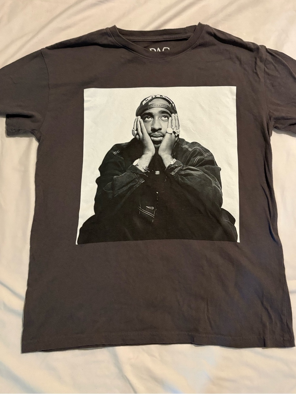 TUPAC Gray Short-Sleeve Graphic Tee with Black-and-White Portrait M